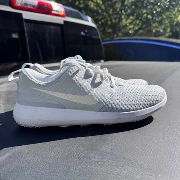 Nike Roshe G Golf Shoes Womens Size‎ 8 White Gray Spikeless Mesh Grip CD6066-002 - Picture 2 of 8